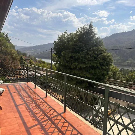 Casa Dos Avos * Geres
